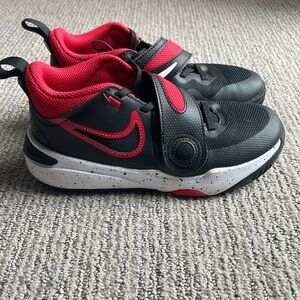 Boys Nike basketball shoes